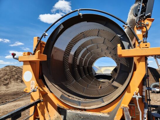 2015 Doppstadt SM-720 Portable Rotary Trommel Screen - Image 10