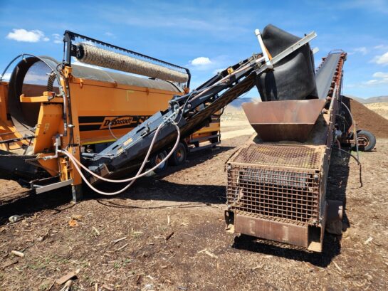 2015 Doppstadt SM-720 Portable Rotary Trommel Screen - Image 7