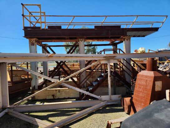 VIBRATING SCREEN - ELRUS 6’ wide x 20’ long, triple deck incline vibrating screen - Image 12