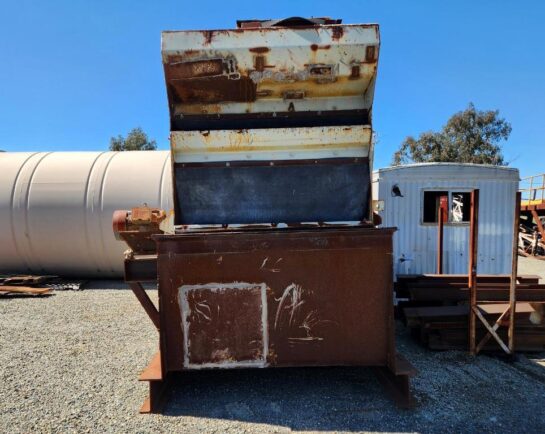 VIBRATING SCREEN - ELRUS 6’ wide x 20’ long, triple deck incline vibrating screen - Image 3