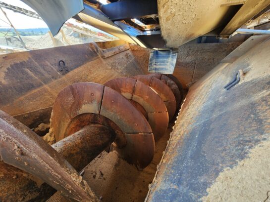 WASH PLANT - 2003 Fab Tec Aggregate Wash Plant 5' x 16' 3 Deck Screen - 36" x 25' Sand Screw - Image 12
