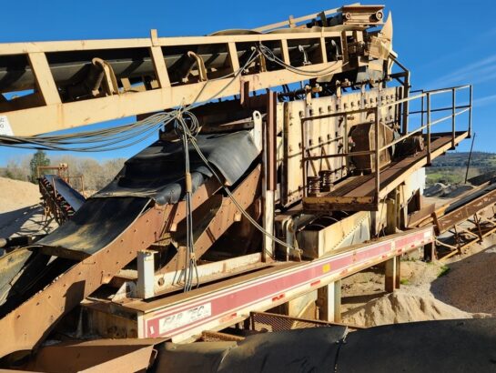 WASH PLANT - 2003 Fab Tec Aggregate Wash Plant 5' x 16' 3 Deck Screen - 36" x 25' Sand Screw - Image 5