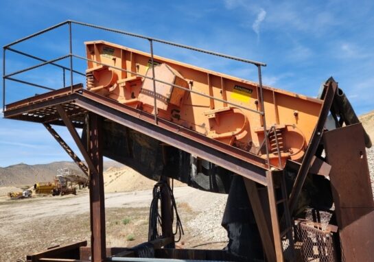 VIBRATING SCREEN - KOLBERG 6’ wide x 12’ long Single Deck Incline Vibrating Screen - Image 2