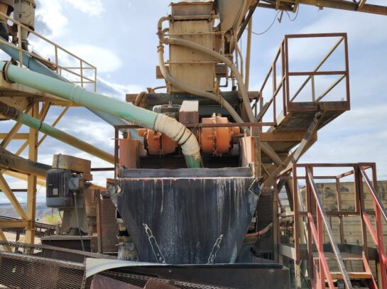 DEWATERING SCREEN - TABOR 6’ x 16’ 2 Deck Horizontal Hi-Frequency Sizing & Dewatering Screen - Image 5
