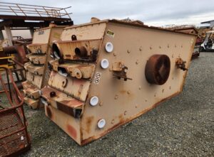 Midwestern 5’ x 10’ Three Deck MEV High Frequency Totally Enclosed Incline Vibrating Screen