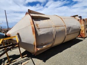 AGGREGATE SILO – 9’ diameter x 25’ tall bolted construction silo